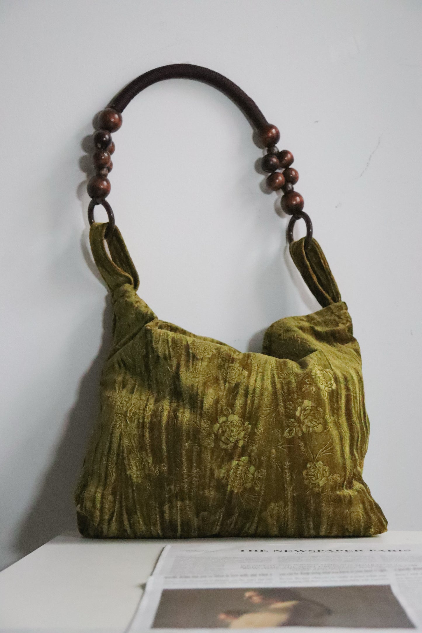 Vintage-Inspired Canvas Shoulder Bag | OLIVE