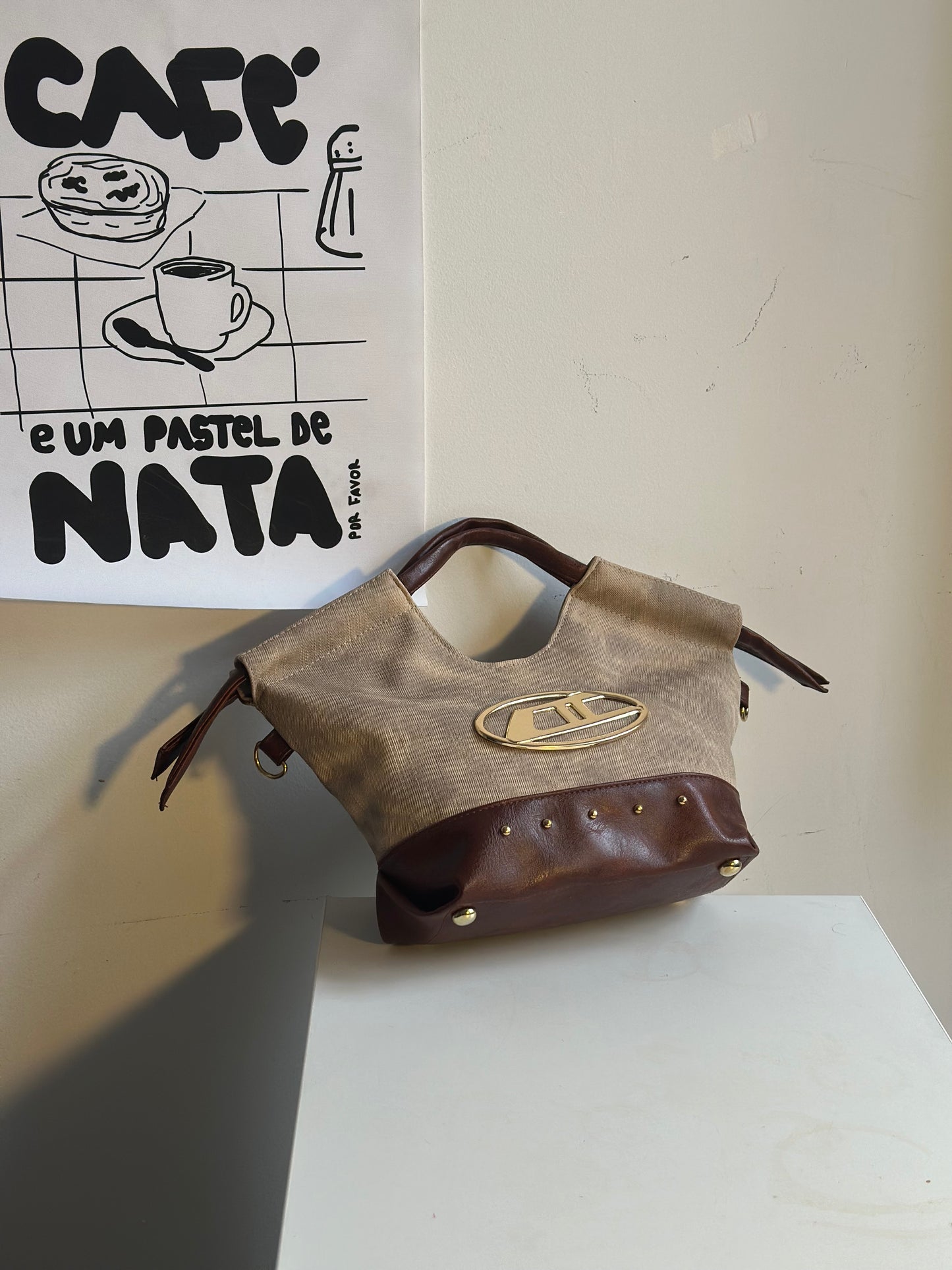 Retro Chic Tote Bag with Detachable Strap | DANAYA