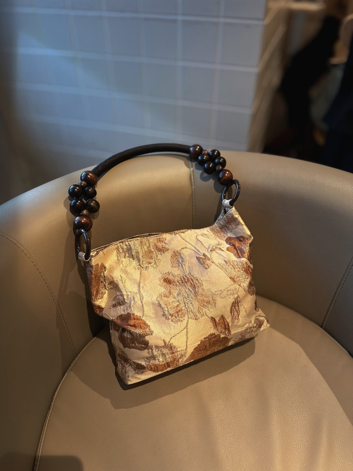 Handmade Retro Handbag | MUSE