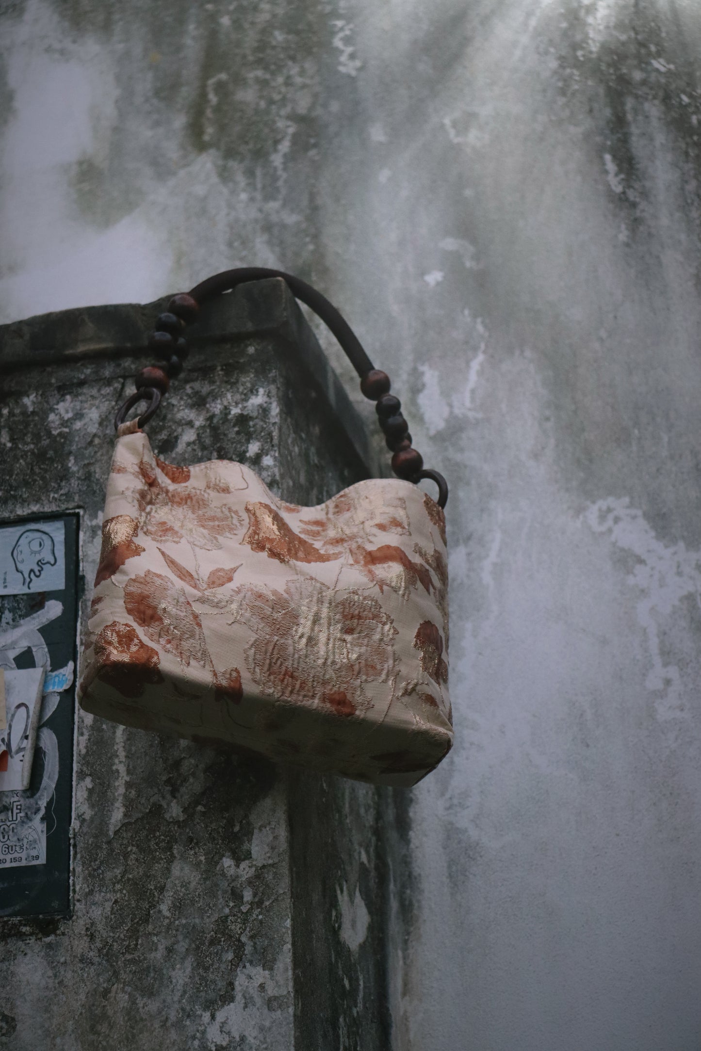 Handmade Retro Handbag | MUSE
