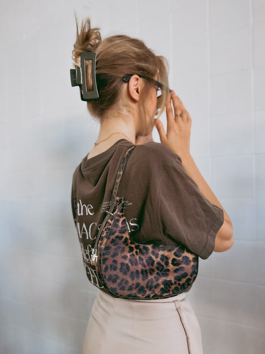 Leopard Print Crescent-Shaped One Shoulder Bag